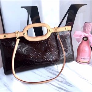 LV authentic vintage Vernis patent leather handbag